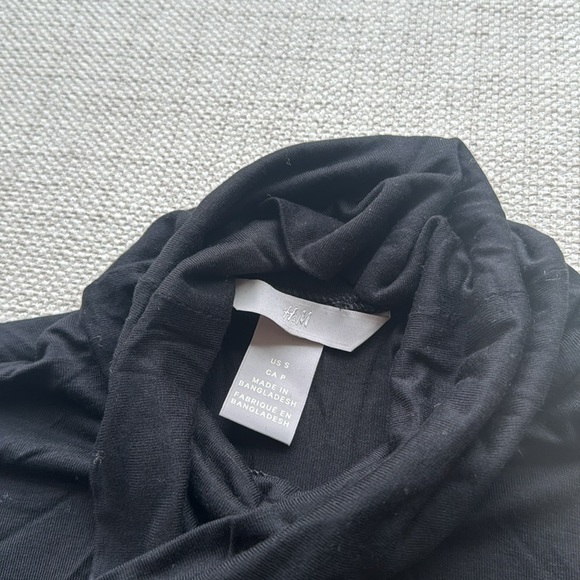 H&M, S, silky viscose, black, turtleneck shirt - Picture 2 of 3